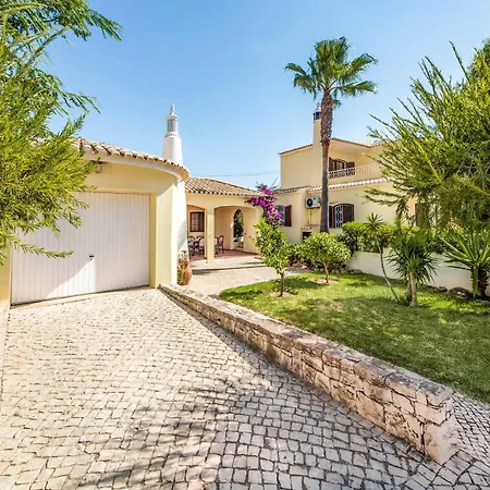 Pardal אלבופיירה